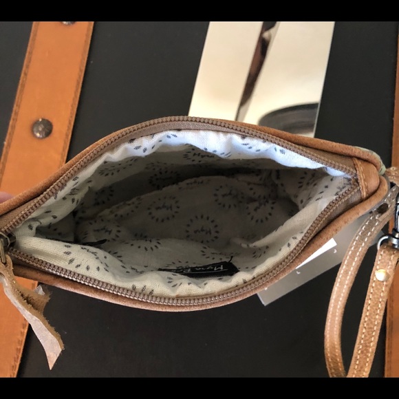 Myra bag sunflower pouch wristlet NWT - Picture 4 of 4